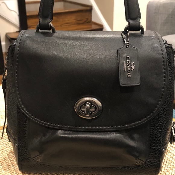 Authentic Coach Women's Mixed Materials Faye Backpack/Crossbody/Handheld - Picture 1 of 11